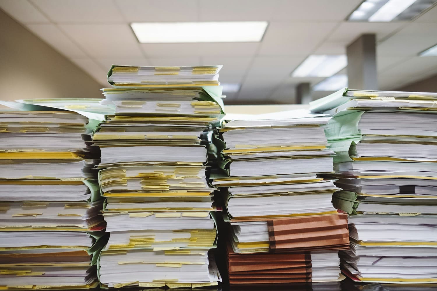 Montagne-papier-administratif